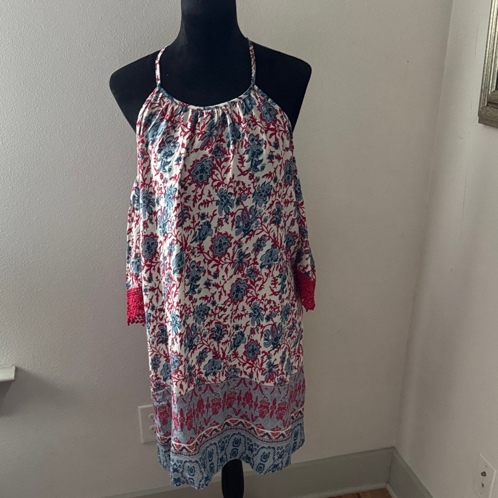 Shoreline cold shoulder blue white red print red eyelet trim sleeve Boho dress L